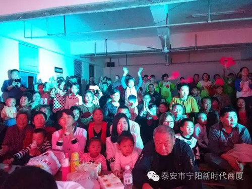 寧陽(yáng)新時(shí)代商廈一周年店慶晚會(huì)落幕！