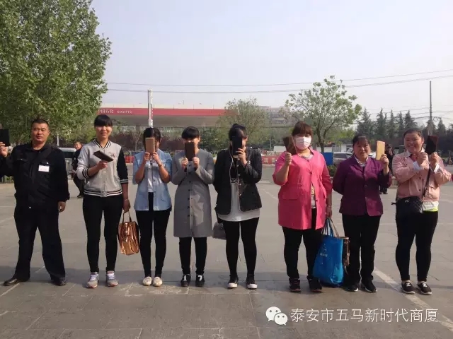 青春不言敗，愛(ài)拼才會(huì)贏。五馬店春季拔河比賽實(shí)況記錄！