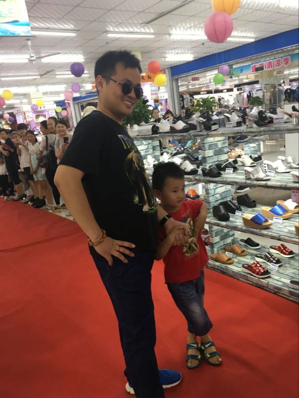 回顧精彩現(xiàn)場(chǎng) | 2016五馬新時(shí)代首屆感恩父愛(ài)時(shí)裝發(fā)布會(huì)落幕！