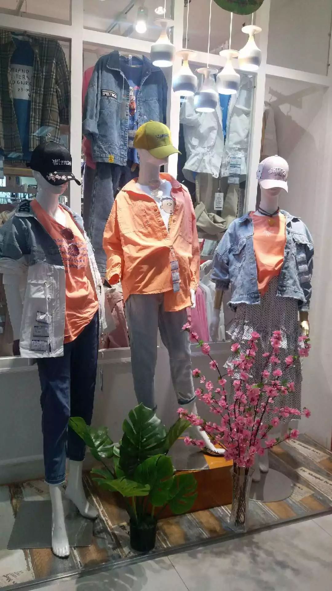 新時(shí)代商廈｜春季出游 當(dāng)然要打扮的美美噠！